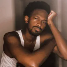 CAMRØN JØNES: песни, клипы, биография, даты выступлений и многое другое.