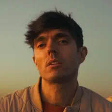 收听 Sean Frayne、观看音乐视频、阅读小传、查看巡演日期等 ！