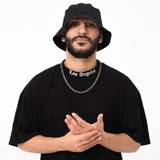 Poslechněte si interpreta Levyy MC, sledujte hudební videa, přečtěte si životopis, podívejte se na data turné a další informace.