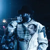 收听 undefined、观看音乐视频、阅读小传、查看巡演日期等 !