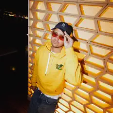 收听 joki、观看音乐视频、阅读小传、查看巡演日期等 ！