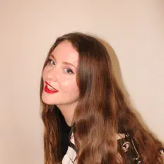 Posłuchaj wykonawcy iDA HAWK, obejrzyj teledyski, przeczytaj biografię, zobacz daty tras koncertowych i nie tylko!