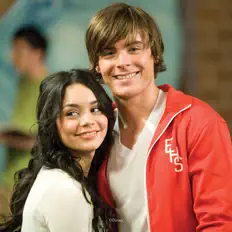 Dengarkan High School Musical, tonton video musik, baca bio, lihat tanggal tur & lainnya!