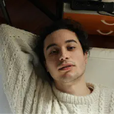 Biscotti Dell'icheaを聴いたり、ミュージックビデオを鑑賞したり、経歴やツアー日程などを確認したりしましょう！