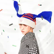 JOJO을(를) 듣고, 뮤직 비디오를 보고, 약력을 읽고, 투어 일정 등을 확인하세요!