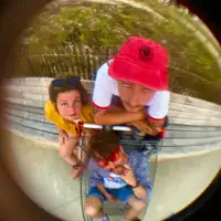 Escucha a undefined, mira videos musicales, lee su biografía, consulta las fechas de las gira y más.
