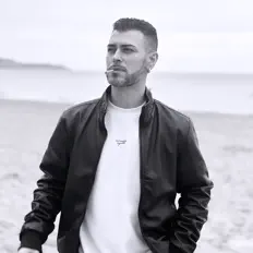 Listen to Ivan Makvel, watch music videos, read bio, see tour dates & more!