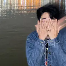 brookを聴いたり、ミュージックビデオを鑑賞したり、経歴やツアー日程などを確認したりしましょう！