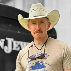 Ryan Jewelを聴いたり、ミュージックビデオを鑑賞したり、経歴やツアー日程などを確認したりしましょう！