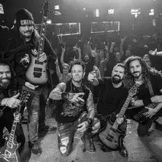 Combustion 96 dinle, müzik videolarını izle, biyografisini oku, tur tarihlerini ve daha fazlasını gör!