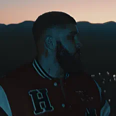 Écoutez Heartless, regardez des vidéoclips, lisez la biographie, consultez les dates de tournée et plus encore !