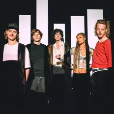 Listen to Lézard, watch music videos, read bio, see tour dates & more!