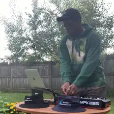 Holy Spirit Music: песни, клипы, биография, даты выступлений и многое другое.