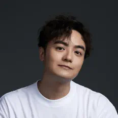 鄭君熾을(를) 듣고, 뮤직 비디오를 보고, 약력을 읽고, 투어 일정 등을 확인하세요!