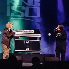 Luister naar Sugar Cones, bekijk muziekvideo's, lees de bio, bekijk de tourdata, en meer!