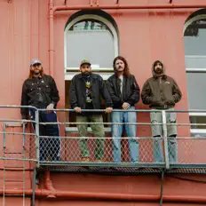 C.O.F.F.I.N을(를) 듣고, 뮤직 비디오를 보고, 약력을 읽고, 투어 일정 등을 확인하세요!