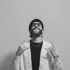 Listen to No Name Tim, watch music videos, read bio, see tour dates & more!