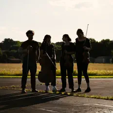 Ascolta Atwood Quartet, guarda video musicali, leggi la biografia, vedi le date del tour & altro!