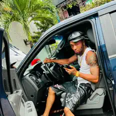 Ακούστε περιεχόμενο από Trez B, παρακολουθήστε μουσικά βίντεο, διαβάστε το βιογραφικό, δείτε ημερομηνίες περιοδείας, και πολλά ακόμη!