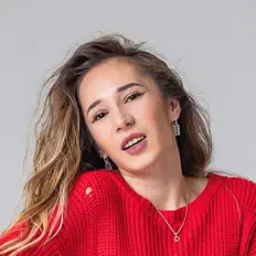 Ascolta DARIA AR, guarda video musicali, leggi la biografia, vedi le date del tour & altro!