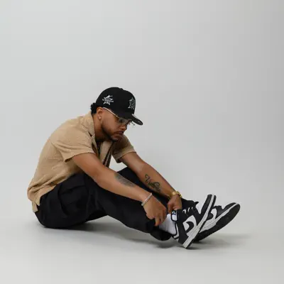 Listen to Jvier, watch music videos, read bio, see tour dates & more!
