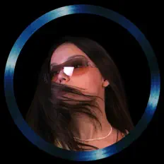 Ακούστε περιεχόμενο από SURIYA, παρακολουθήστε μουσικά βίντεο, διαβάστε το βιογραφικό, δείτε ημερομηνίες περιοδείας, και πολλά ακόμη!