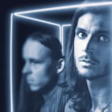 In Motion을(를) 듣고, 뮤직 비디오를 보고, 약력을 읽고, 투어 일정 등을 확인하세요!