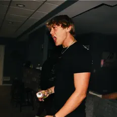 收听 Palmieri、观看音乐视频、阅读小传、查看巡演日期等 ！