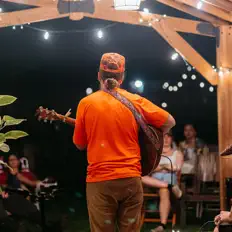 聆聽 Nathan K.、觀看音樂影片、閱讀小傳、查看巡演日期等！