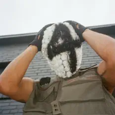 收听 Four、观看音乐视频、阅读小传、查看巡演日期等 ！