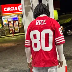 Escucha a Travo, mira vídeos musicales, lee la biografía, consulta fechas de giras y mucho más.