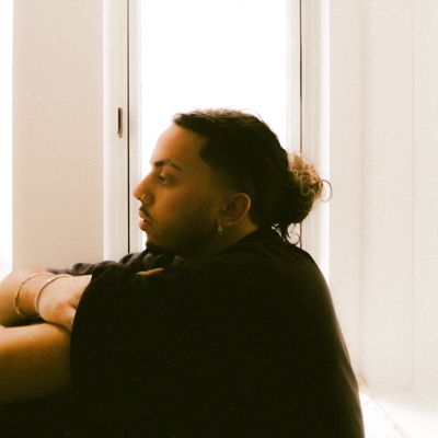 Listen to Papi Flaco, watch music videos, read bio, see tour dates & more!