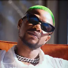 Huby Blakes सुनें, म्यूज़िक वीडियो देखें, बायो पढ़ें, दौरे की तारीखें और बहुत कुछ देखें!