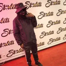 Ouça Earl Chi, assista a videoclipes, leia a biografia, veja as datas das turnês e mais!