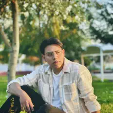 Dengarkan Ramses Deel, tonton video musik, baca bio, lihat tanggal tur & lainnya!