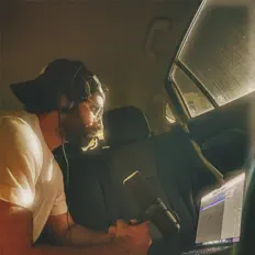 收听 Adi M、观看音乐视频、阅读小传、查看巡演日期等 ！