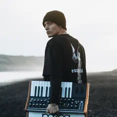 OTAVA을(를) 듣고, 뮤직 비디오를 보고, 약력을 읽고, 투어 일정 등을 확인하세요!