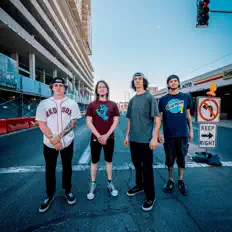 Escucha a WinterHaven, mira videos musicales, lee su biografía, consulta las fechas de las gira y más.