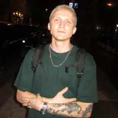 Escucha a VYHOR, mira videos musicales, lee su biografía, consulta las fechas de las gira y más.