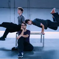 undefined: песни, клипы, биография, даты выступлений и многое другое.