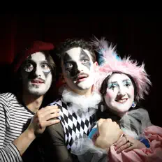 收听 Cheap 52、观看音乐视频、阅读小传、查看巡演日期等 ！