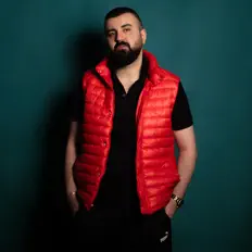 Ακούστε περιεχόμενο από Güven-B, παρακολουθήστε μουσικά βίντεο, διαβάστε το βιογραφικό, δείτε ημερομηνίες περιοδείας, και πολλά ακόμη!