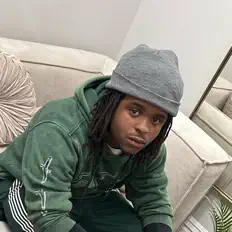 收听 Tenoo、观看音乐视频、阅读小传、查看巡演日期等 ！