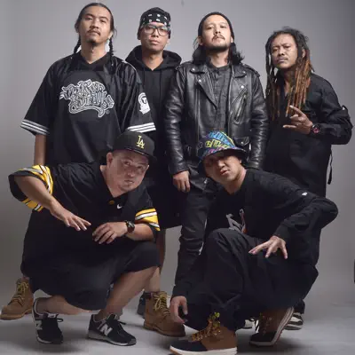 Listen to 7 Kurcaci, watch music videos, read bio, see tour dates & more!