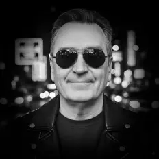 FLOWZIK: песни, клипы, биография, даты выступлений и многое другое.