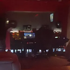 Écoutez Lil Rocket, regardez des vidéoclips, lisez la biographie, consultez les dates de tournée et plus encore !