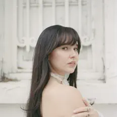 Listen to Georgia Brown, watch music videos, read bio, see tour dates & more!