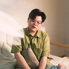 Ascolta Nicé, guarda video musicali, leggi la biografia, vedi le date del tour & altro!