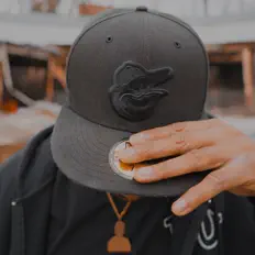 聆聽 BigQuan、觀看音樂影片、閱讀小傳、查看巡演日期等！