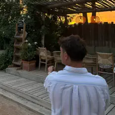 Écoutez Charles Cariou, regardez des vidéoclips, lisez la biographie, consultez les dates de tournée et plus encore !